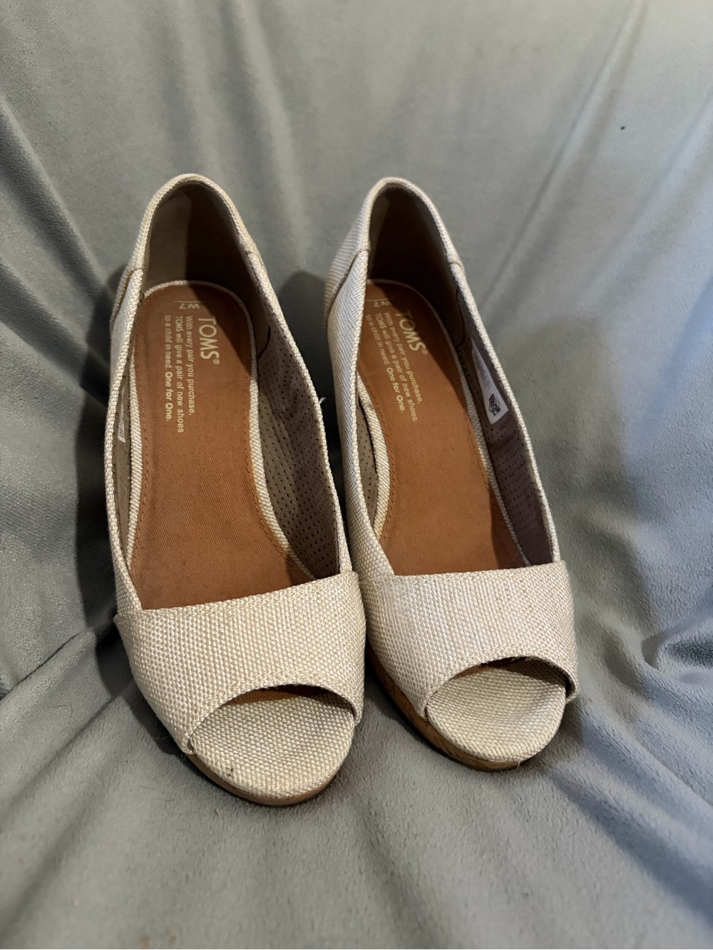 TOMS Cream Open-Toe Wedge Flats